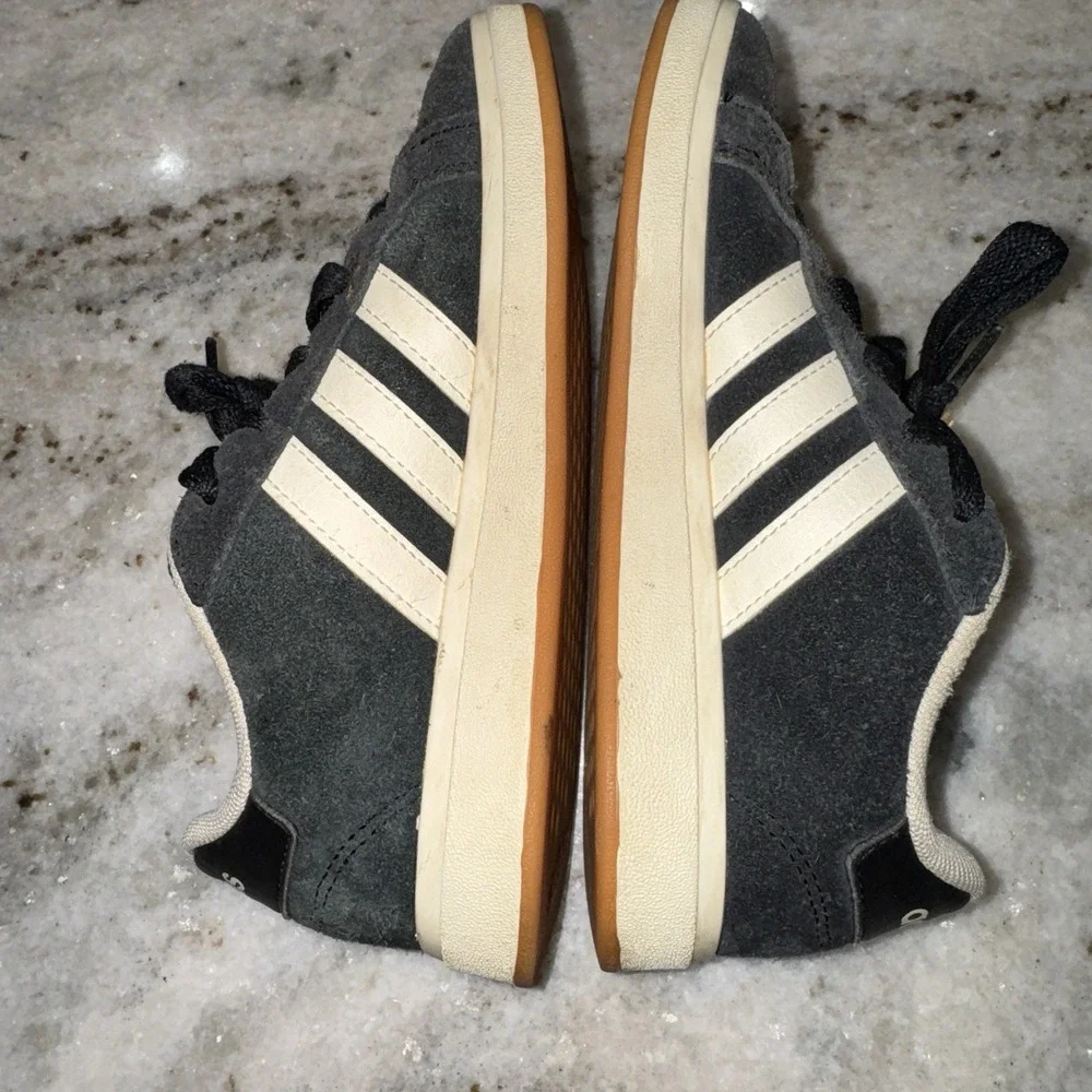 Adidas Grand Court 00s Core Black White Suede Lace Up Sneakers Kids Sz 1